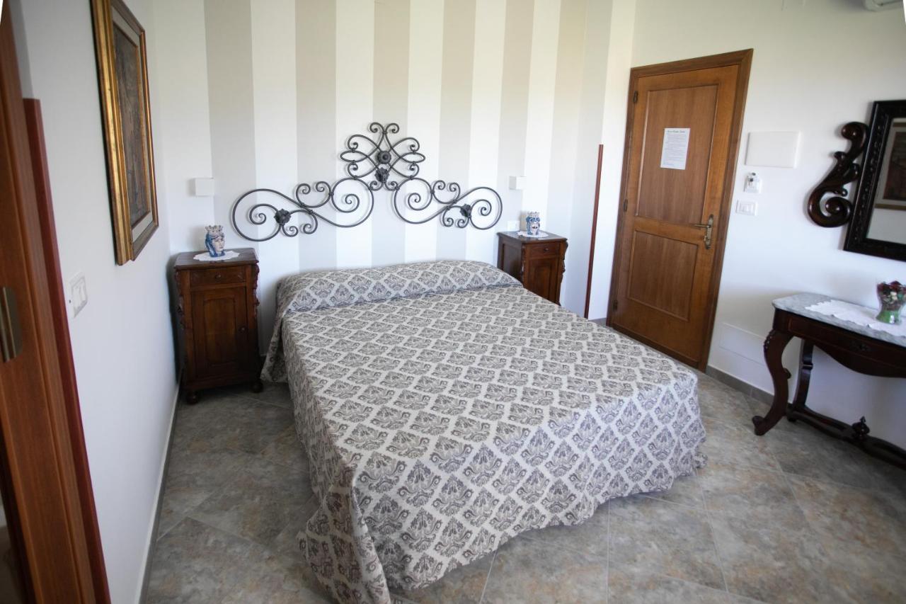 Bed & Breakfast Elisabeth Тропеа Екстер'єр фото