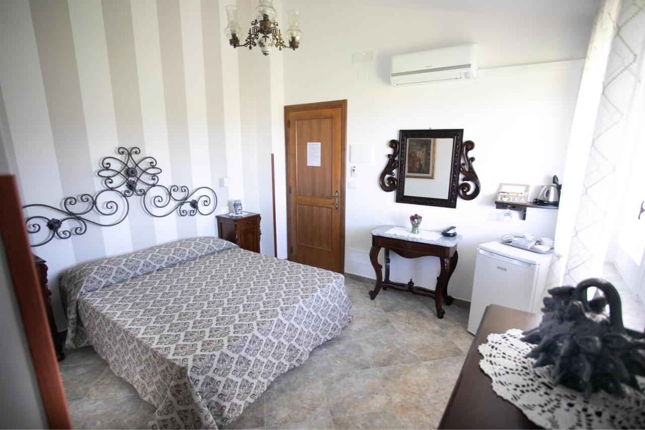 Bed & Breakfast Elisabeth Тропеа Екстер'єр фото
